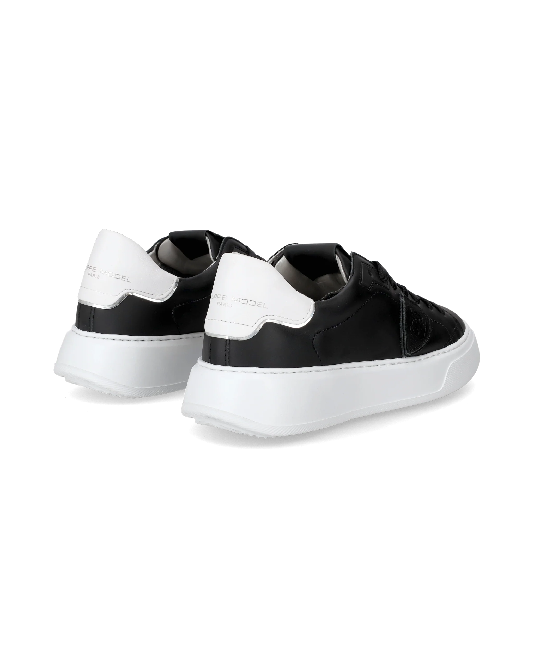 Women's Temple Low-Top Sneakers in Leather, Black White - Image 3